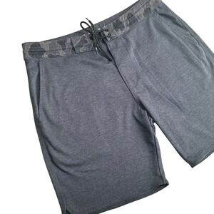 Vissla Mens Medium Hybrid Board Shorts Charcoal Grey Camo Land Water Swim Surf